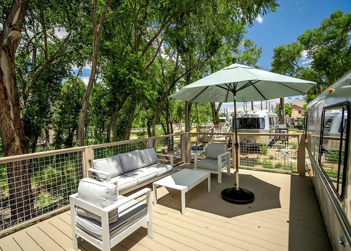 Cozy Airstream Getaway In Downtown Az Near Whiskey Row Holiday home