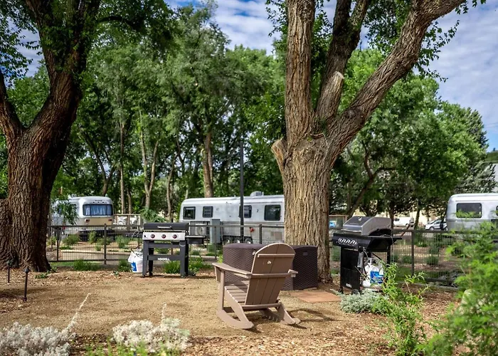 Holiday home Cozy Airstream Getaway In Downtown Az Near Whiskey Row Prescott