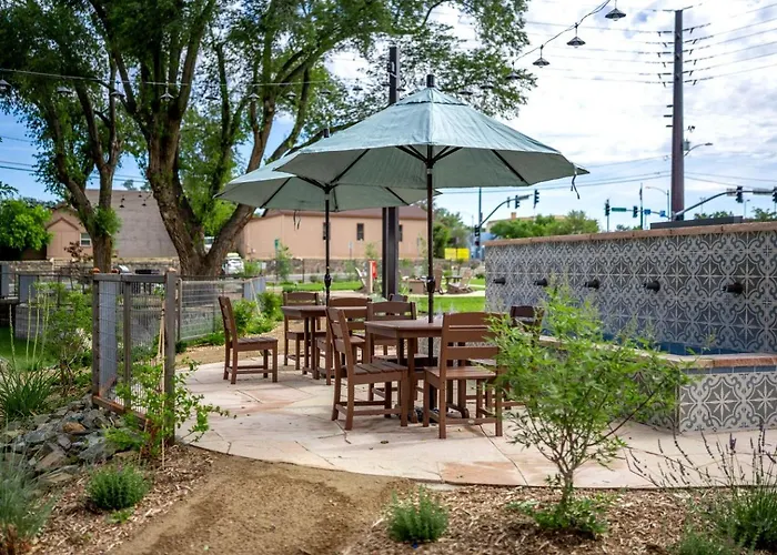 Cozy Airstream Getaway In Downtown Az Near Whiskey Row Holiday home